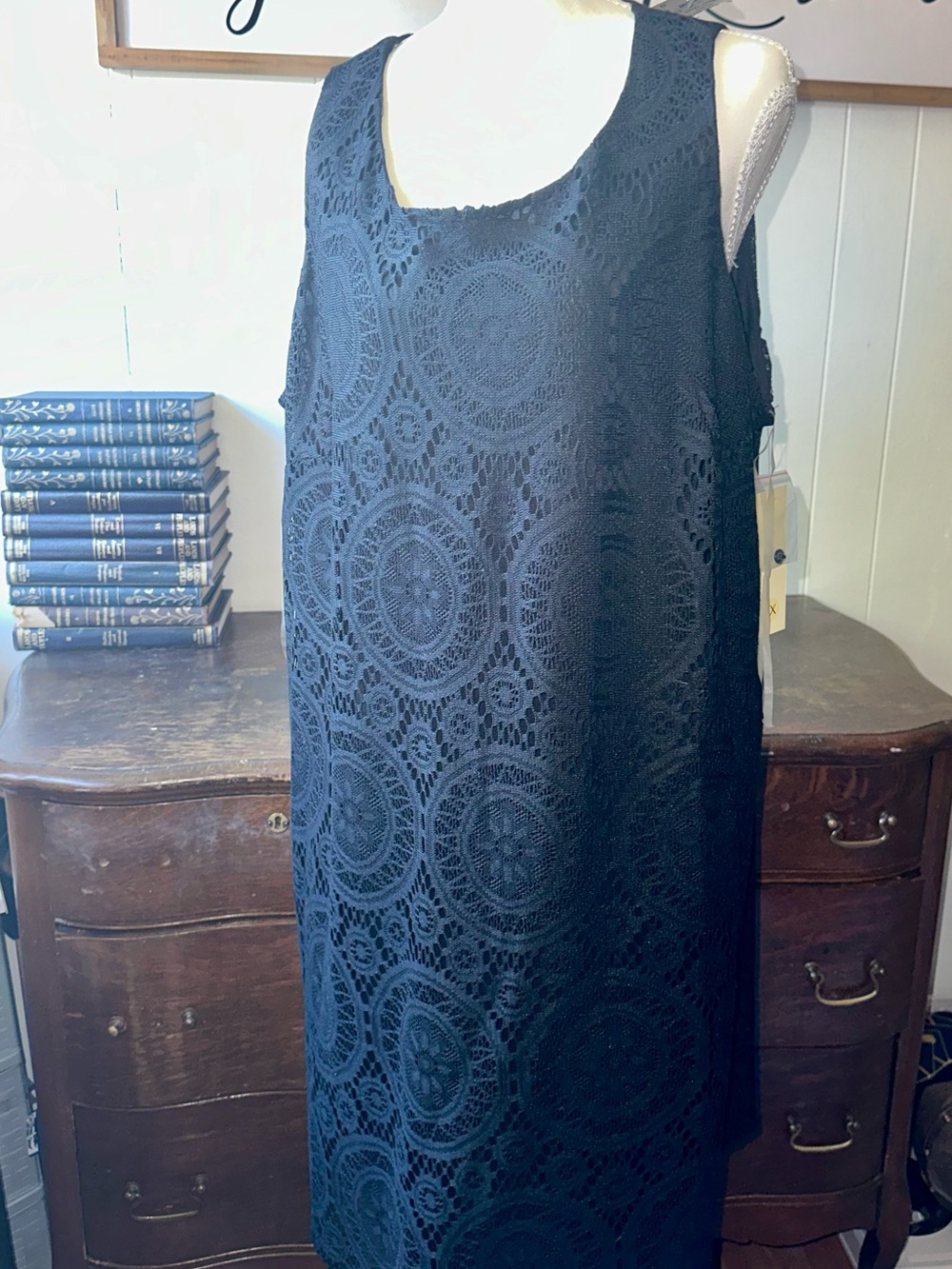 Tacera Black Sleeveless Lace Midi Dress
